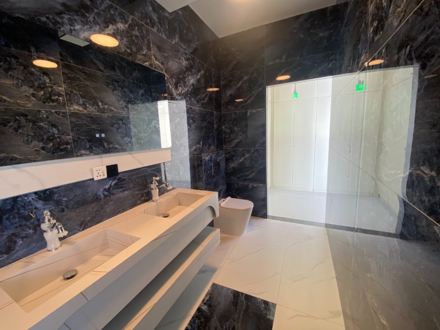 4 Bedroom Property for Sale in Sandown Western Cape
